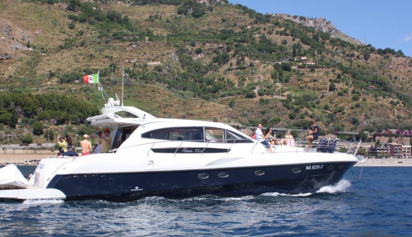 Taormina in yacht